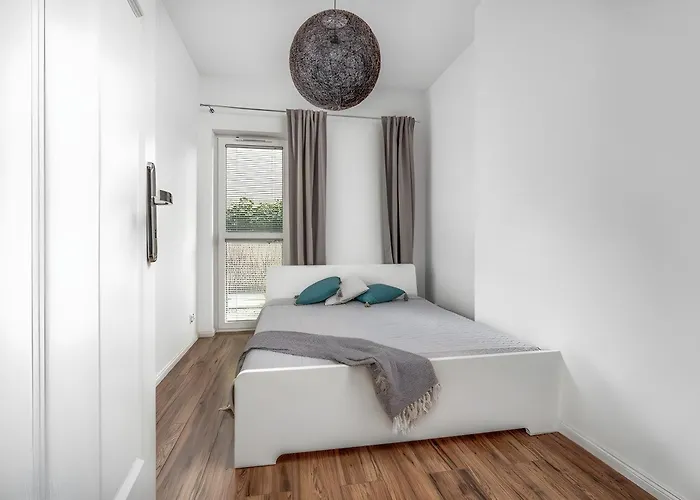 Swierczewo, Jodlowa Poznaň